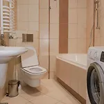 Modern And Very Bright Apartment In Cracov
